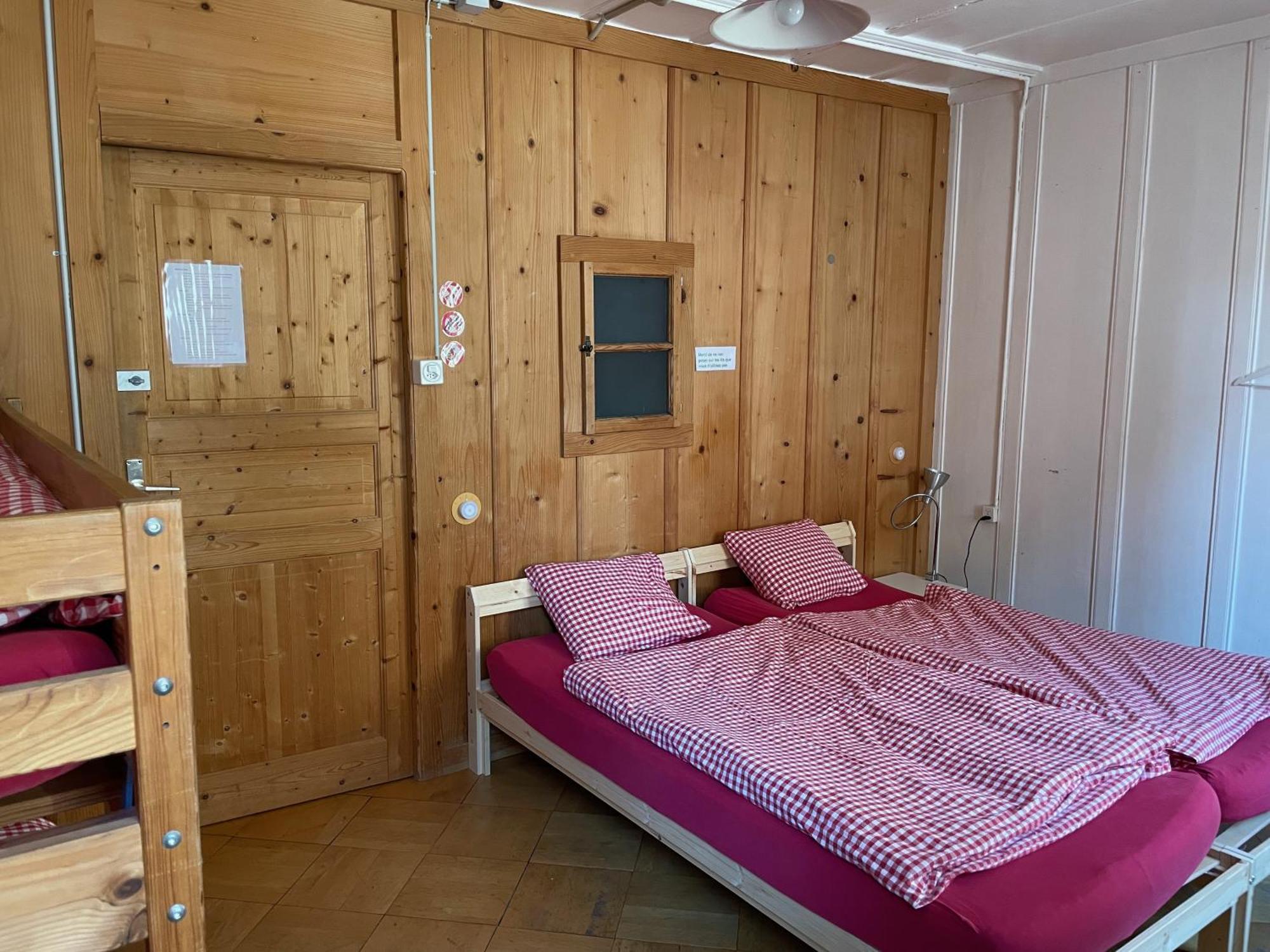 Maison La Coquille La Chaux De Fonds Extérieur photo